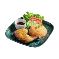 Tomato Fried Rice & Crispy Chicken Leg